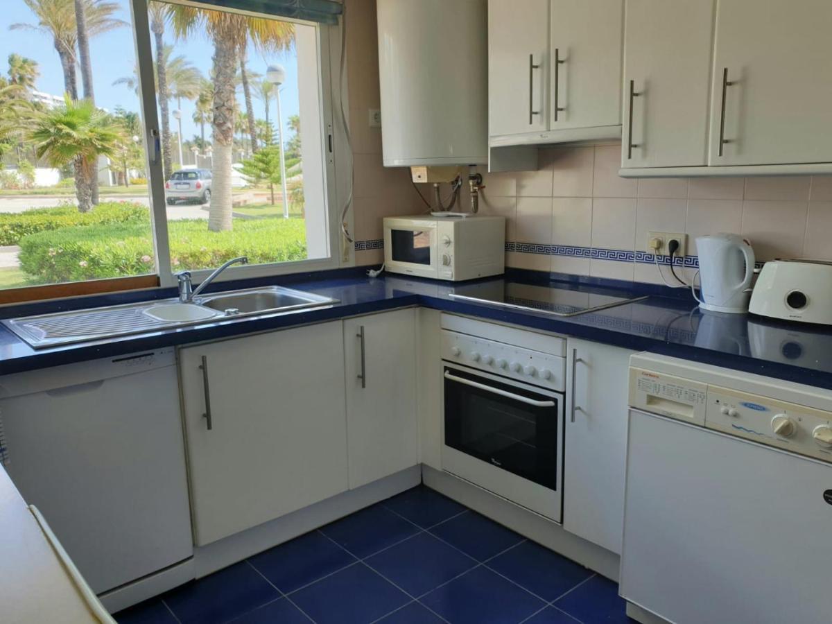 Bahia de Casares Casitamar Frontline Beach House Rental Casares Costa Near Estepona מראה חיצוני תמונה