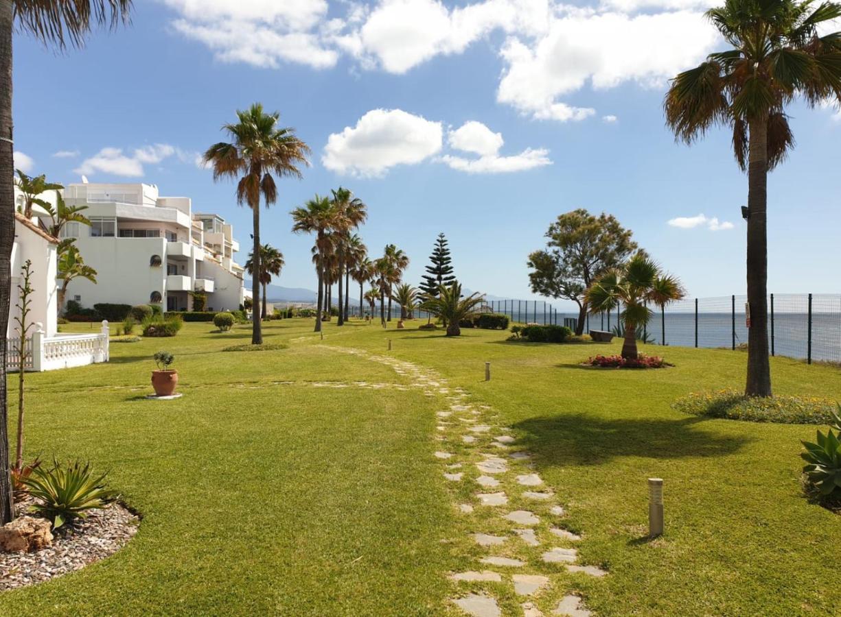 Bahia de Casares Casitamar Frontline Beach House Rental Casares Costa Near Estepona מראה חיצוני תמונה