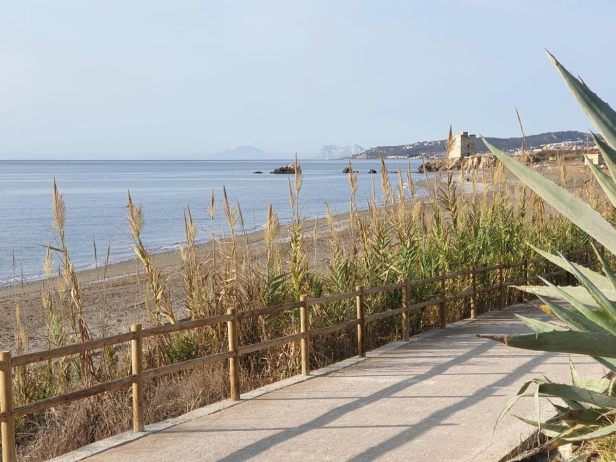 Bahia de Casares Casitamar Frontline Beach House Rental Casares Costa Near Estepona מראה חיצוני תמונה