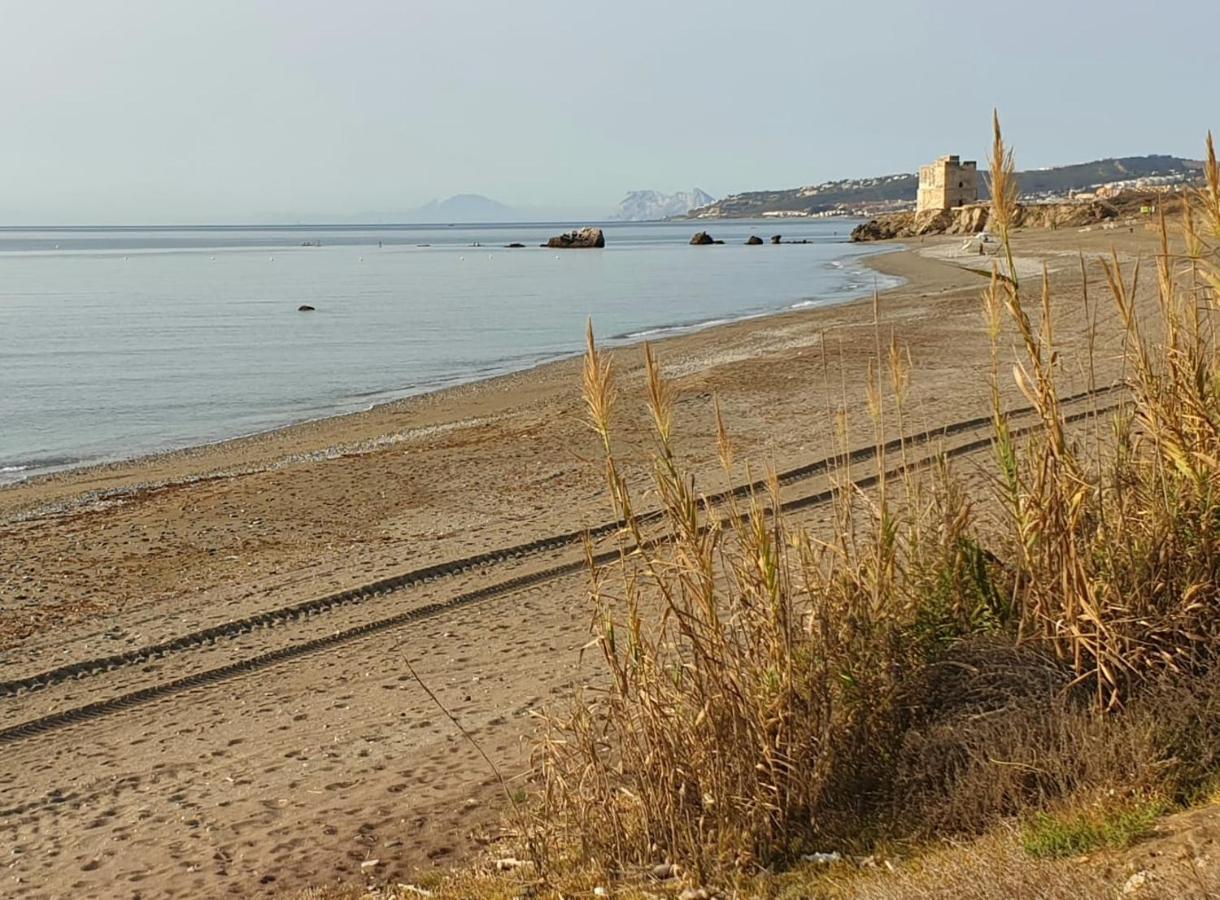 Bahia de Casares Casitamar Frontline Beach House Rental Casares Costa Near Estepona מראה חיצוני תמונה
