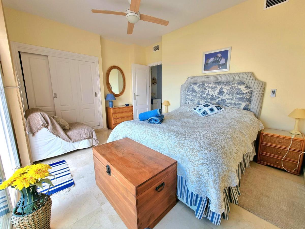 Bahia de Casares Casitamar Frontline Beach House Rental Casares Costa Near Estepona מראה חיצוני תמונה