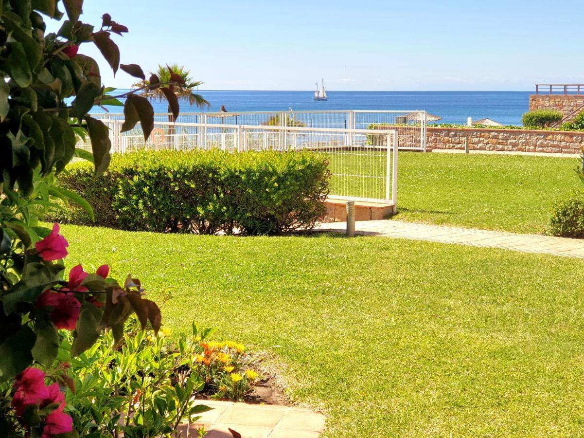 Bahia de Casares Casitamar Frontline Beach House Rental Casares Costa Near Estepona מראה חיצוני תמונה